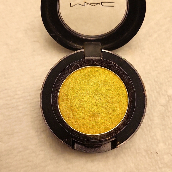 BUNDLE of SIX EUC MAC Eyeshadows - Picture 10 of 13